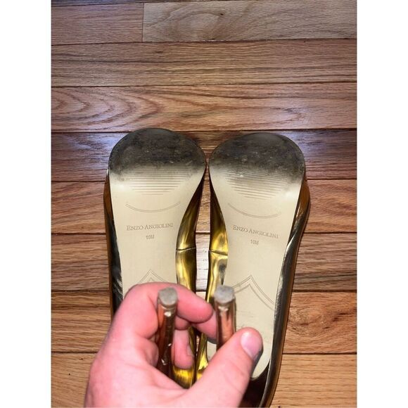 JOAN & DAVID Gold Danicolette Patent Leather Stiletto Pump Shoes Heels Size 10 - Picture 8 of 9